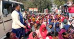 आंगनबाड़ी वर्करों का रुद्रपुर कलेक्ट्रेट घेराव, राज्य कर्मचारी का दर्जा और वेतनमान की मांग पर अड़े